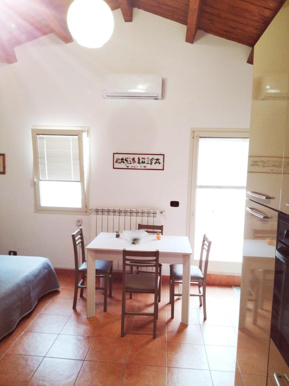 Mansarda Con Terrazzo Privato Διαμέρισμα Μπαρλέτα Εξωτερικό φωτογραφία