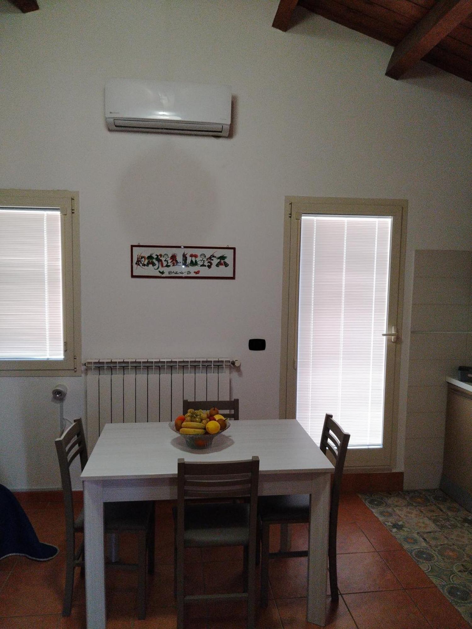 Mansarda Con Terrazzo Privato Διαμέρισμα Μπαρλέτα Εξωτερικό φωτογραφία